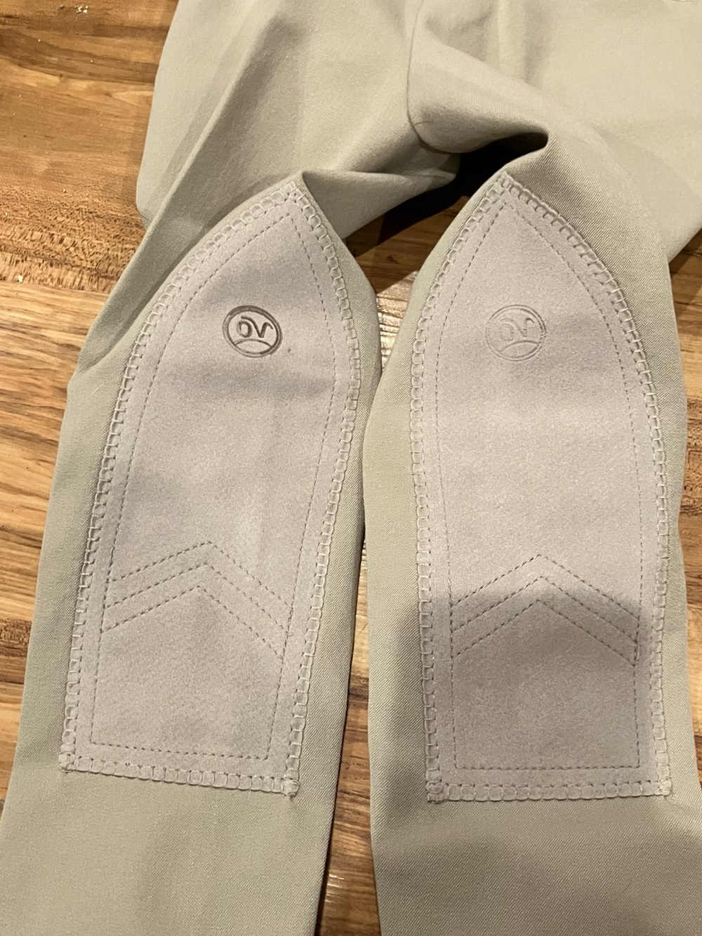 🐴 Ovation size 4 Children's Beige Horseback Riding Breeches Pants Leggings - Picture 6 of 8